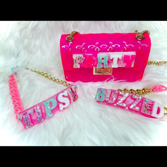 Necklace - Picture 5 of 8